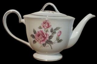 Noritake Lidded Teapot ~ 1950's Arlington Pattern 