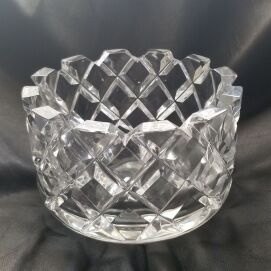 ORREFORS SIGNED & NUMBERED SOFIERO ROUND CRYSTAL BOWL, 4.5”