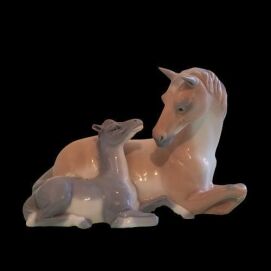 1985 The Franklin Mint Tenderness By Paul Ipsen Porcelain Horse Figurine 