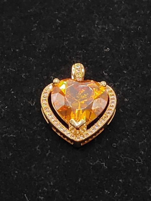 Yellow Heart Stone Surrounded by CZ Border Gold Fashion Jewelry Pendant