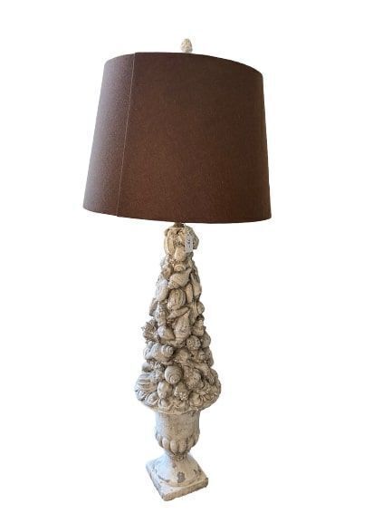 Seashell Table Lamp w Lamp Shade