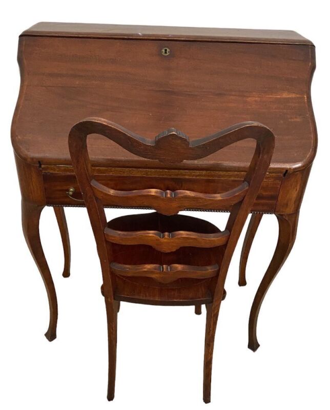 Provencal Countryside Writing 'Pull Down' Bureau / Desk and Chair