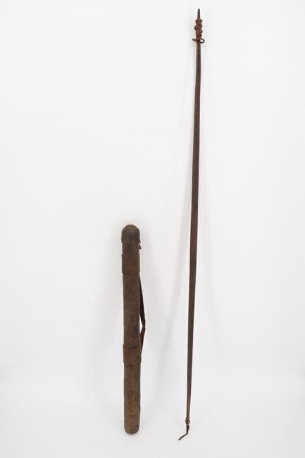 Bow & Quiver with 2 ARROWS