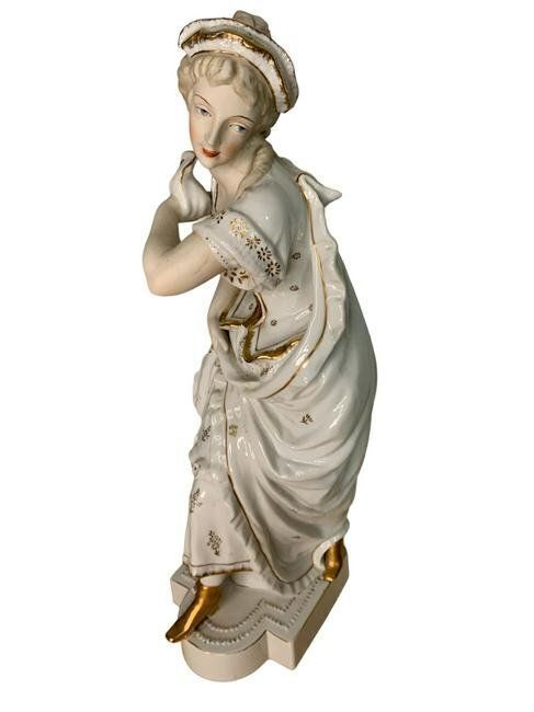 Meissen French Porcelain Masquerade Woman Sculpture